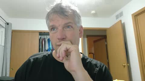 Snapshot of master_thorn chatting on 05.17.26 Master Thorn online show from 05.17.26