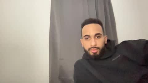 Snapshot of masterjah77 chatting on 01.04.25 masterjah77 online show from 01.04.25