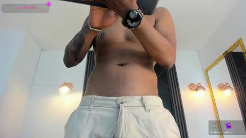 Snapshot of mastermax_ chatting on 12.17.25 - - online show from 12.17.25