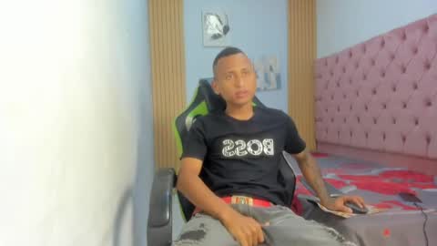 mastermorenohot23 online show from 04.28.26