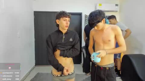 Snapshot of masters_sexx chatting on 01.31.26 Team Cris Darwin- Fernando- Stiven- David online show from 01.31.26