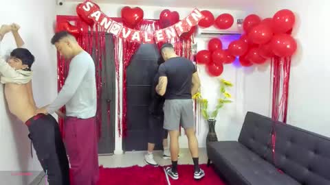 Snapshot of masters_sexx chatting on 02.10.26 Team Cris Darwin- Fernando- Stiven- David online show from 02.10.26