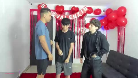 Snapshot of masters_sexx chatting on 02.13.26 Team Cris Darwin- Fernando- Stiven- David online show from 02.13.26