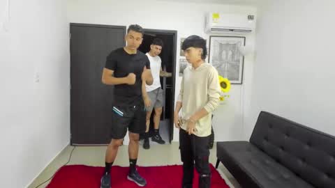 Snapshot of masters_sexx chatting on 02.21.26 Team Cris Darwin- Fernando- Stiven- David online show from 02.21.26