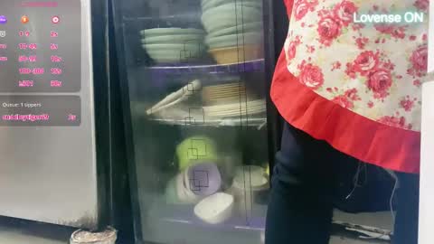 SuSu online show from 11.25.25