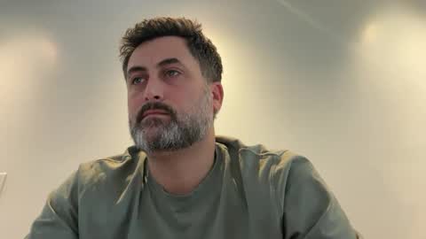 Snapshot of mat_johof chatting on 03.11.25 mat_johof online show from 03.11.25