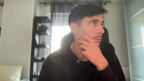 Aaron online show from 12.17.25