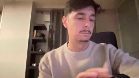 Aaron online show from 12.22.25