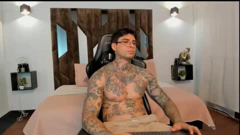 mateo_dilucajs1 online show from 10.10.25