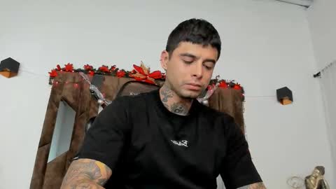 mateo_dilucajs1 online show from 12.22.25