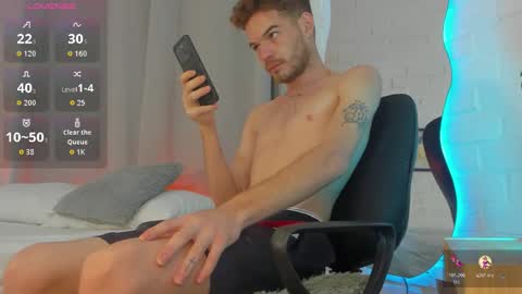 Snapshot of mateo_hunter chatting on 02.01.26 MATEO HUNTER online show from 02.01.26