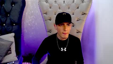 mateo mitchell online show from 10.05.25