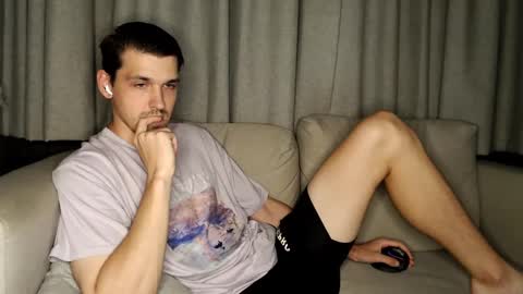 Snapshot of mateo_zeus chatting on 12.04.24 mateo_zeus online show from 12.04.24