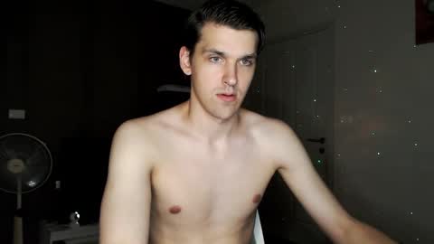 Snapshot of mateo_zeus chatting on 12.21.24 mateo_zeus online show from 12.21.24