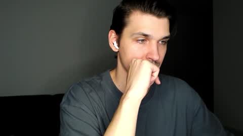 Snapshot of mateo_zeus chatting on 10.13.25 mateo_zeus online show from 10.13.25