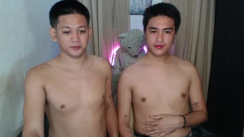 Snapshot of mateocockxx chatting on 06.19.26 MateoCouple online show from 06.19.26