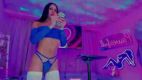 Snapshot of matheus_bigcock chatting on 09.23.25 Powerfull online show from 09.23.25