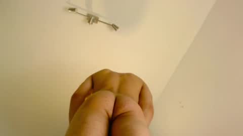 STRURIBE ON INSTAGRAM online show from 01.22.25