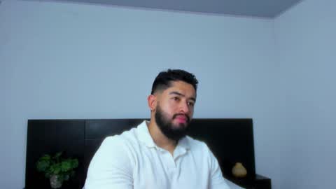 Mathew Flintt  online show from 10.05.25