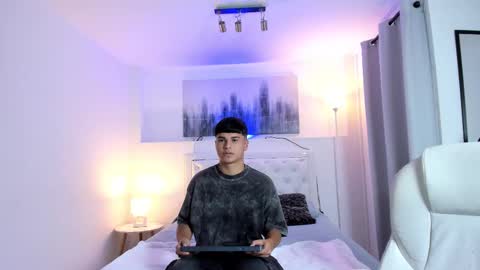 Mathew online show from 03.11.25