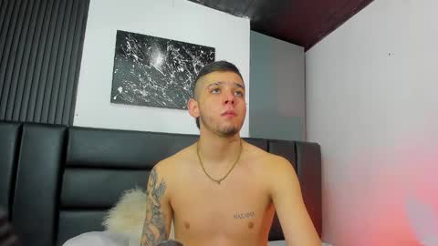 Snapshot of mathewboy2 chatting on 02.26.26 mathewboy2 online show from 02.26.26