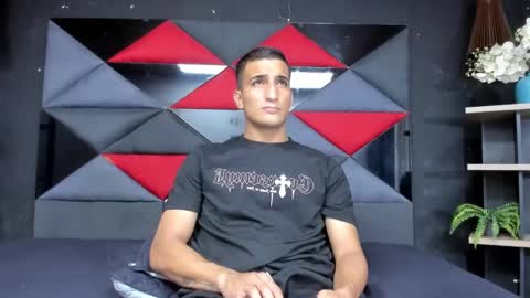 Snapshot of mathews_clark chatting on 10.13.25 mathews_clark online show from 10.13.25