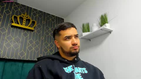 Mathews online show from 11.10.25