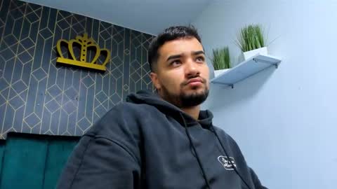 Mathews online show from 11.21.25