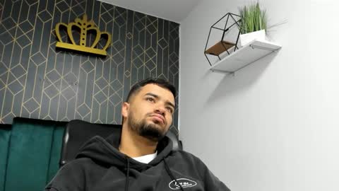 Mathews online show from 01.08.26