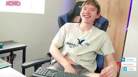 Alejandro Alex online show from 10.28.25