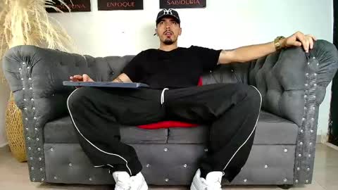 Snapshot of matias_costa chatting on 05.21.26 MATIAS COSTA online show from 05.21.26