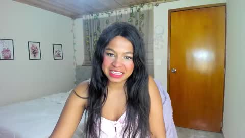 Snapshot of matilde27 chatting on 10.02.25 Daniela online show from 10.02.25
