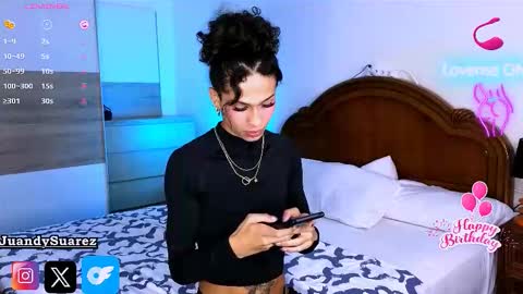 Snapshot of matiu_stonne chatting on 11.08.25 Abby Bella online show from 11.08.25