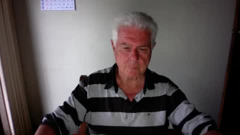 Snapshot of matlik chatting on 09.27.25 matlik online show from 09.27.25