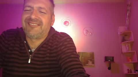 Snapshot of matrike1 chatting on 05.13.26 matrike1 online show from 05.13.26
