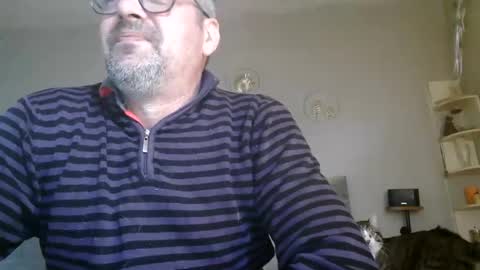 Snapshot of matrike1 chatting on 05.16.26 matrike1 online show from 05.16.26