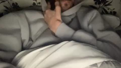 Snapshot of mattcarta chatting on 11.27.25 mattcarta online show from 11.27.25