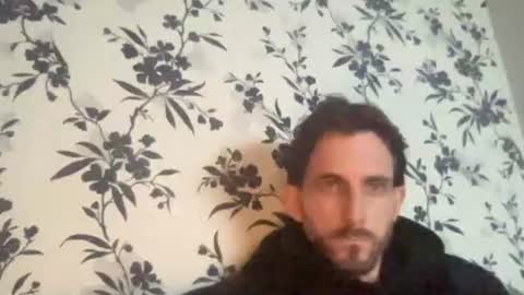 Snapshot of mattcarta chatting on 12.19.25 mattcarta online show from 12.19.25