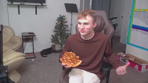 Snapshot of mattcashxxx chatting on 12.02.24 Matt Cash online show from 12.02.24