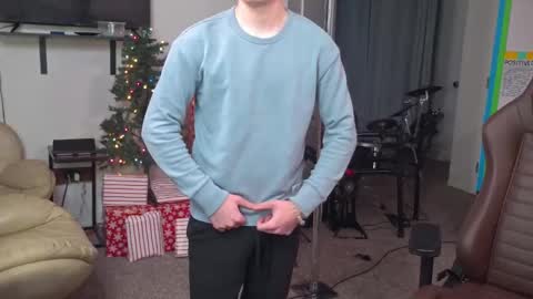 Snapshot of mattcashxxx chatting on 12.30.24 Matt Cash online show from 12.30.24