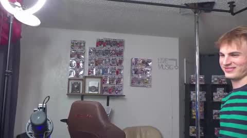 Snapshot of mattcashxxx chatting on 03.02.25 Matt Cash online show from 03.02.25