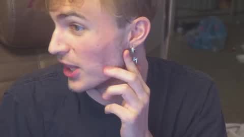 Snapshot of mattcashxxx chatting on 09.28.25 Matt Cash online show from 09.28.25