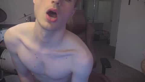 Snapshot of mattcashxxx chatting on 10.12.25 Matt Cash online show from 10.12.25