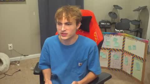 Snapshot of mattcashxxx chatting on 06.16.26 Matt Cash online show from 06.16.26