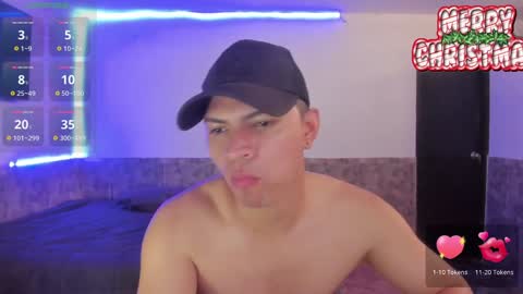 Matt Coom Independent model online show from 12.25.24