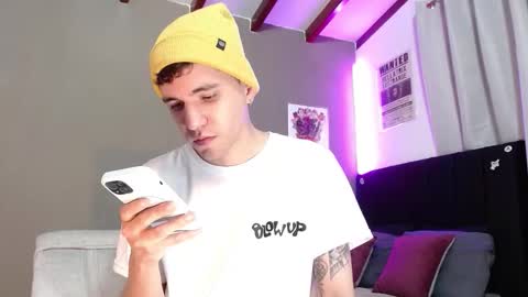 Snapshot of matteo12_ chatting on 01.07.26 ---Matteo--- online show from 01.07.26