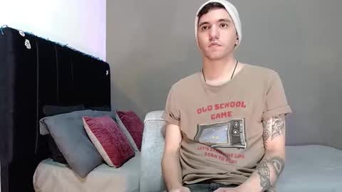 Snapshot of matteo12_ chatting on 01.12.26 ---Matteo--- online show from 01.12.26