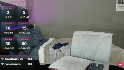 Snapshot of matteo12_ chatting on 05.10.26 ---Matteo--- online show from 05.10.26