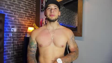 Snapshot of matteosantino chatting on 09.17.25 matteosantino online show from 09.17.25