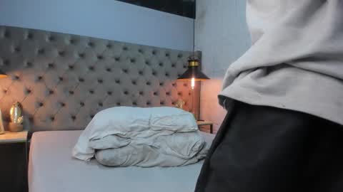 Snapshot of mattfiore chatting on 11.11.25 mattfiore online show from 11.11.25